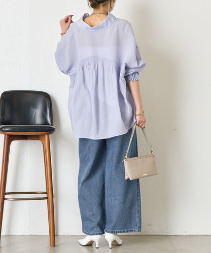 後弧形抽褶設計襯衫