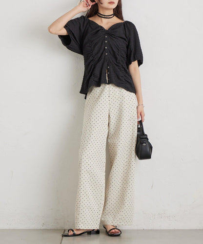 心形領泡泡袖襯衫