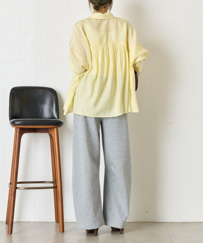 後弧形抽褶設計襯衫