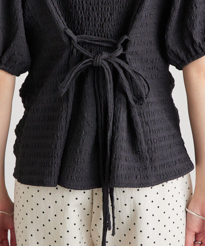 心形領泡泡袖襯衫