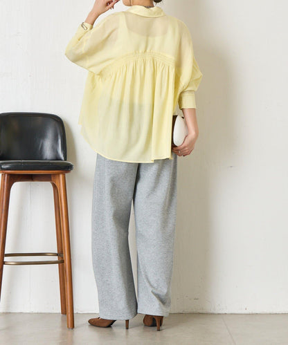 後弧形抽褶設計襯衫