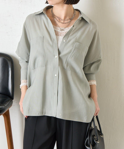 後弧形抽褶設計襯衫