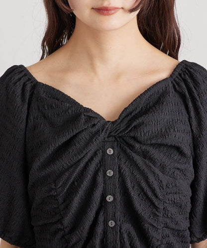 心形領泡泡袖襯衫