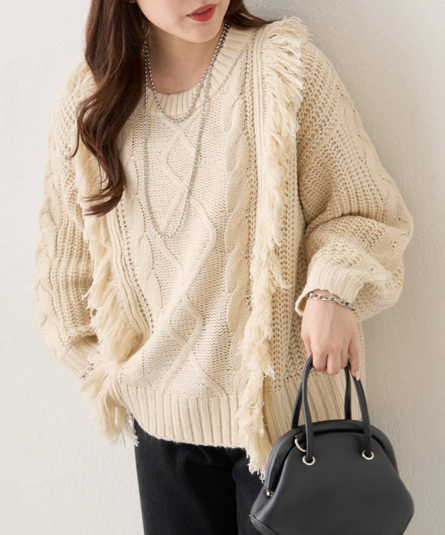 流蘇圓領設計套頭上衣