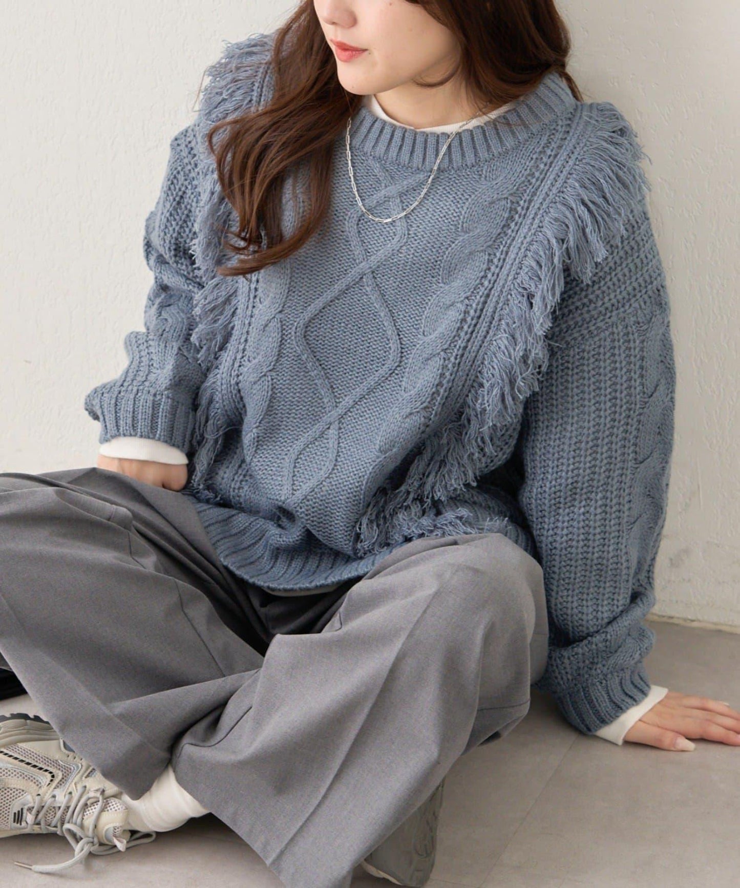 流蘇圓領設計套頭上衣