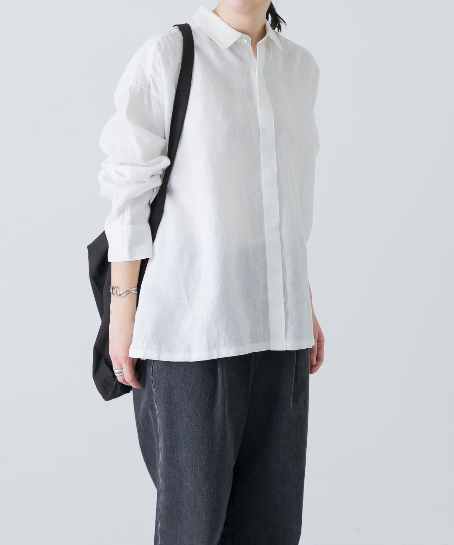 亞麻經典盒型寬鬆襯衫