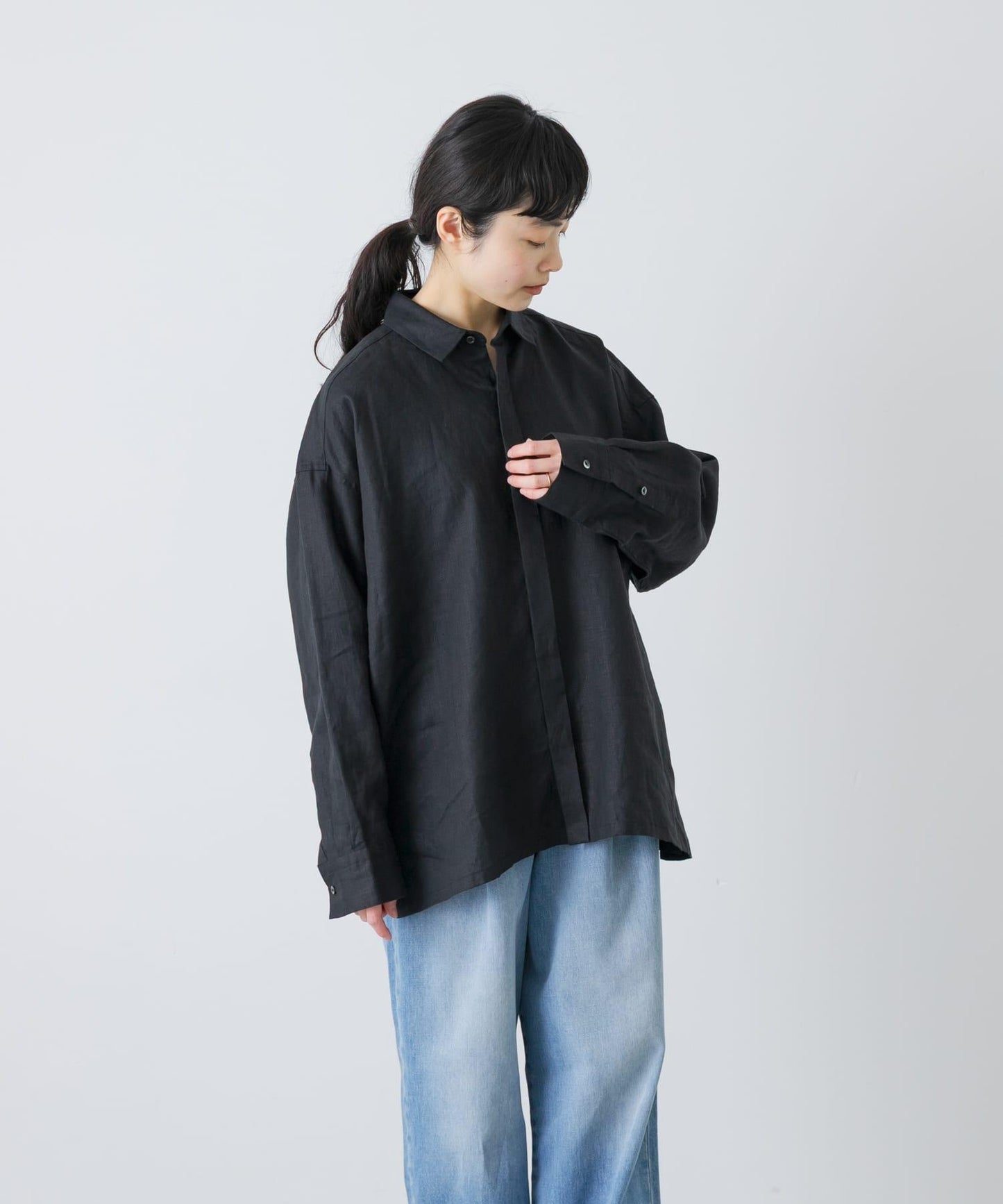 亞麻經典盒型寬鬆襯衫