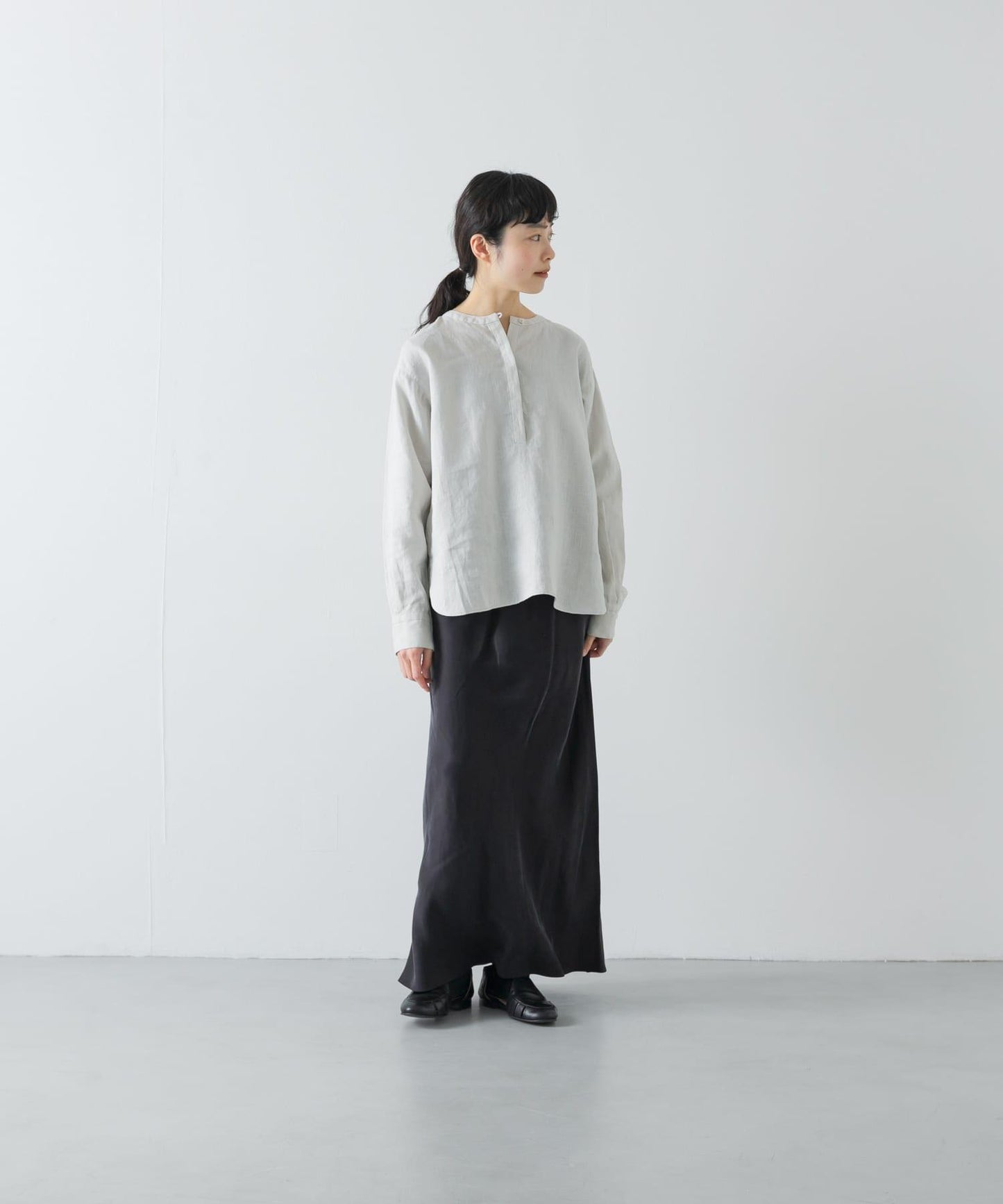 亨利領 寬鬆版型 亞麻襯衫