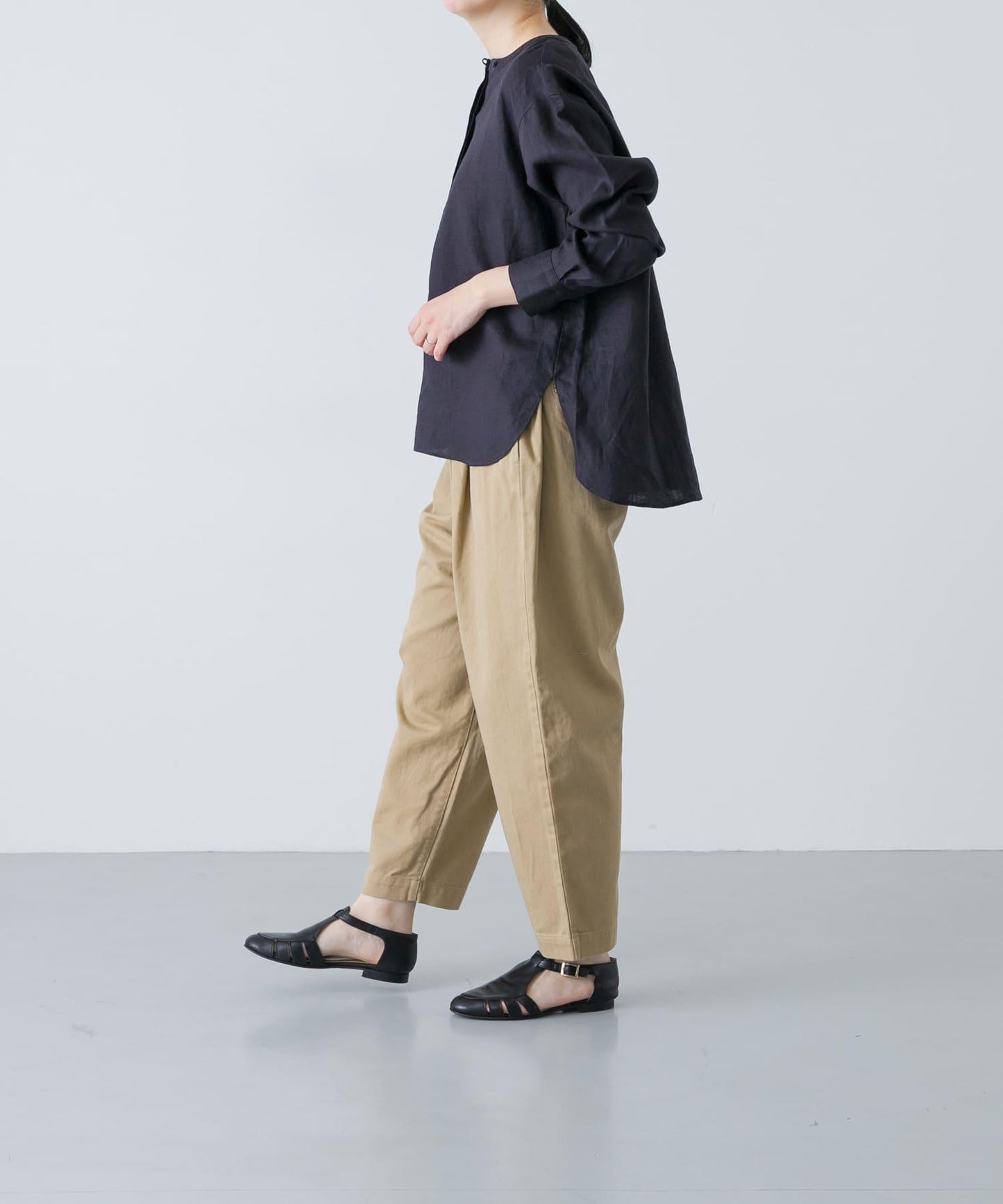 亨利領 寬鬆版型 亞麻襯衫