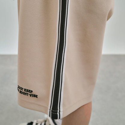 成套搭配 校園適用 側邊條紋 休閒短褲