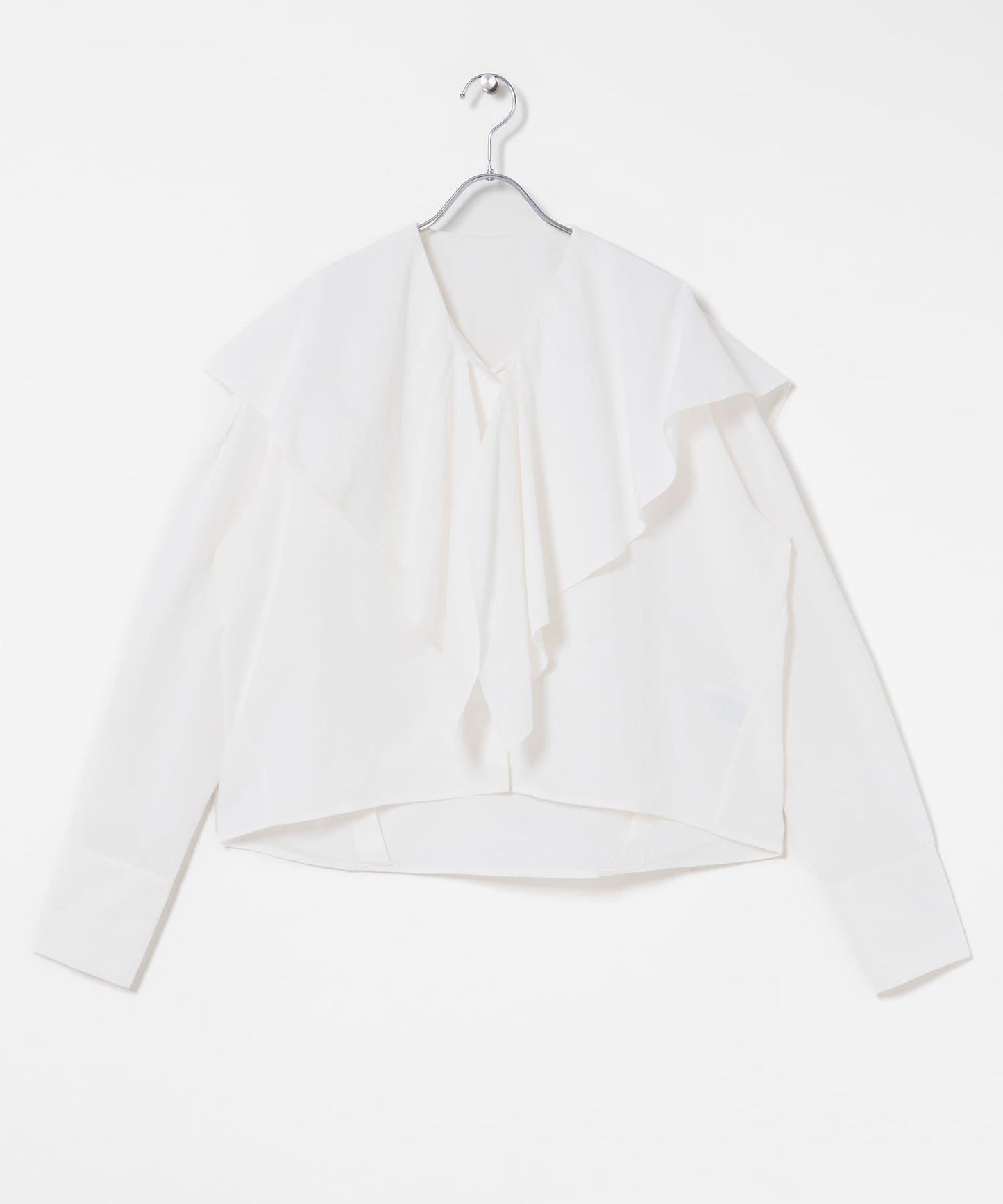 荷葉邊大翻領設計 襯衫