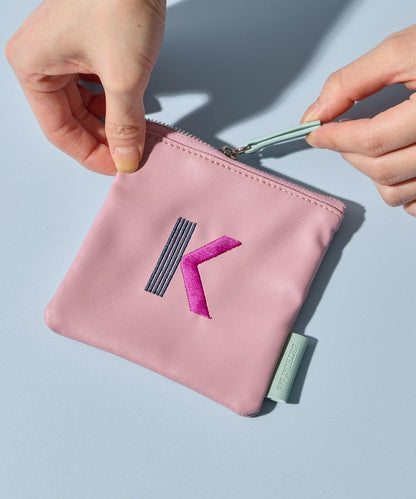 Kindly Yours 仿皮字母迷你收納包