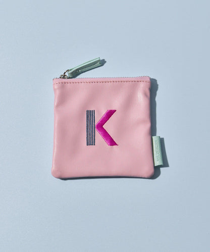 Kindly Yours 仿皮字母迷你收納包