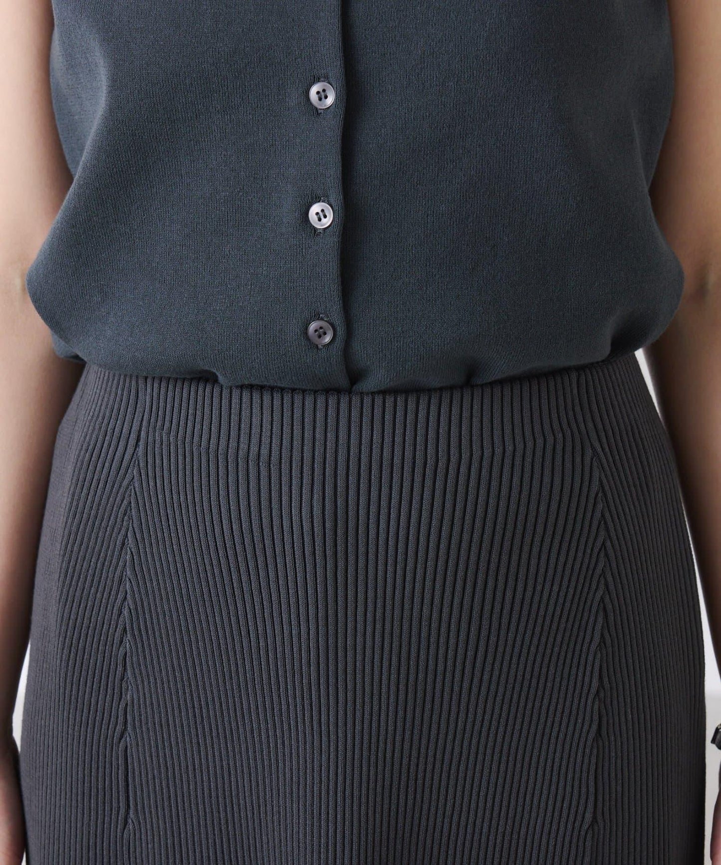 接觸冷感 乾爽棉質 美人魚廓形 半身裙