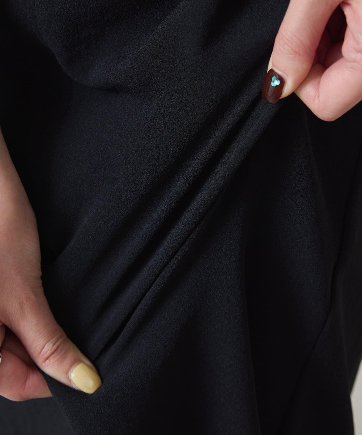 高功能 雙尺碼 修身 運動面料 半身裙 可成套搭配