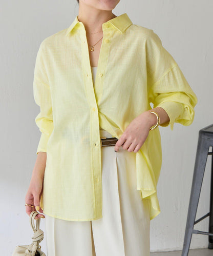 清爽亞麻混後扭結設計襯衫