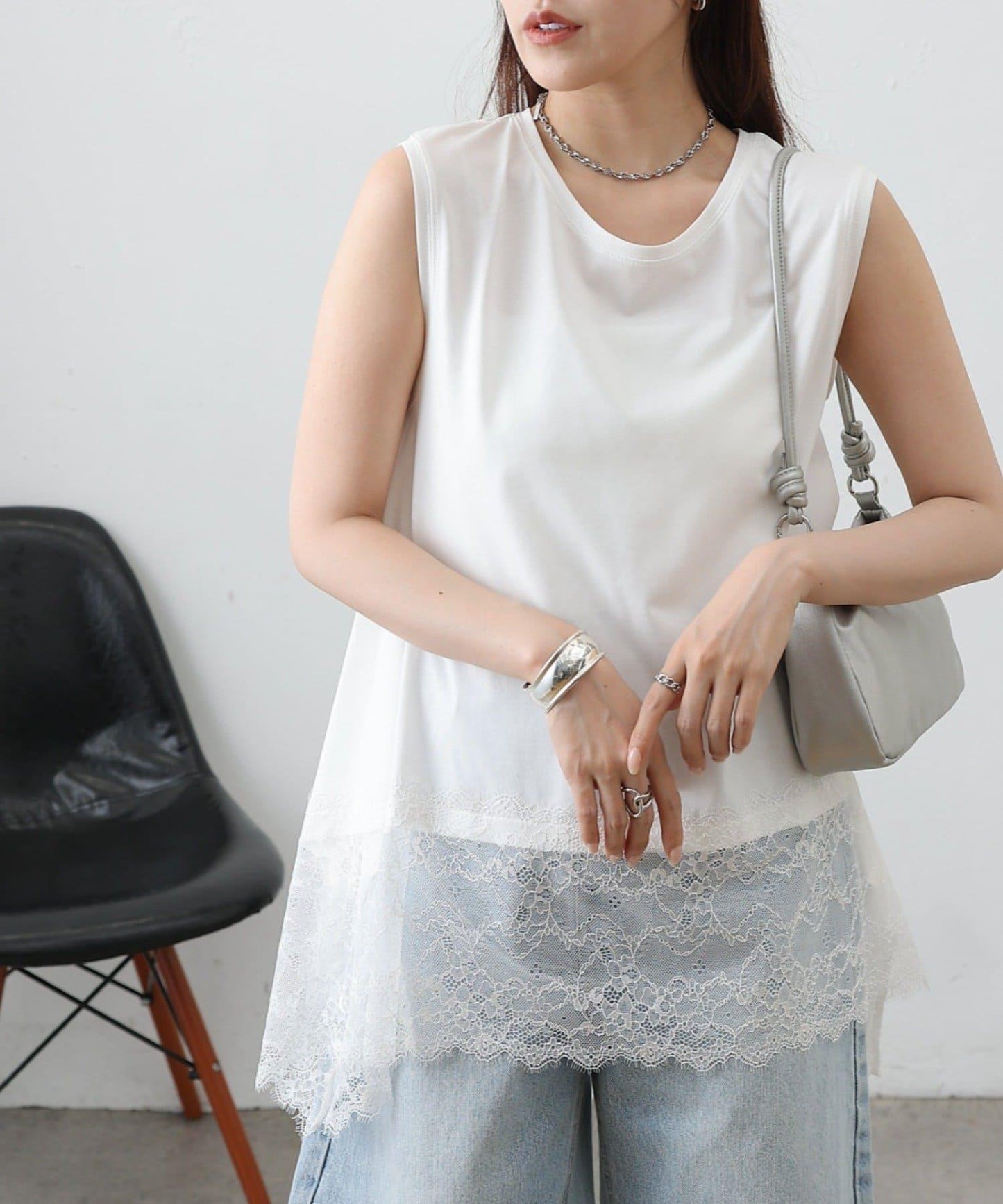 蕾絲下襬 不規則下襬 無袖 套頭上衣