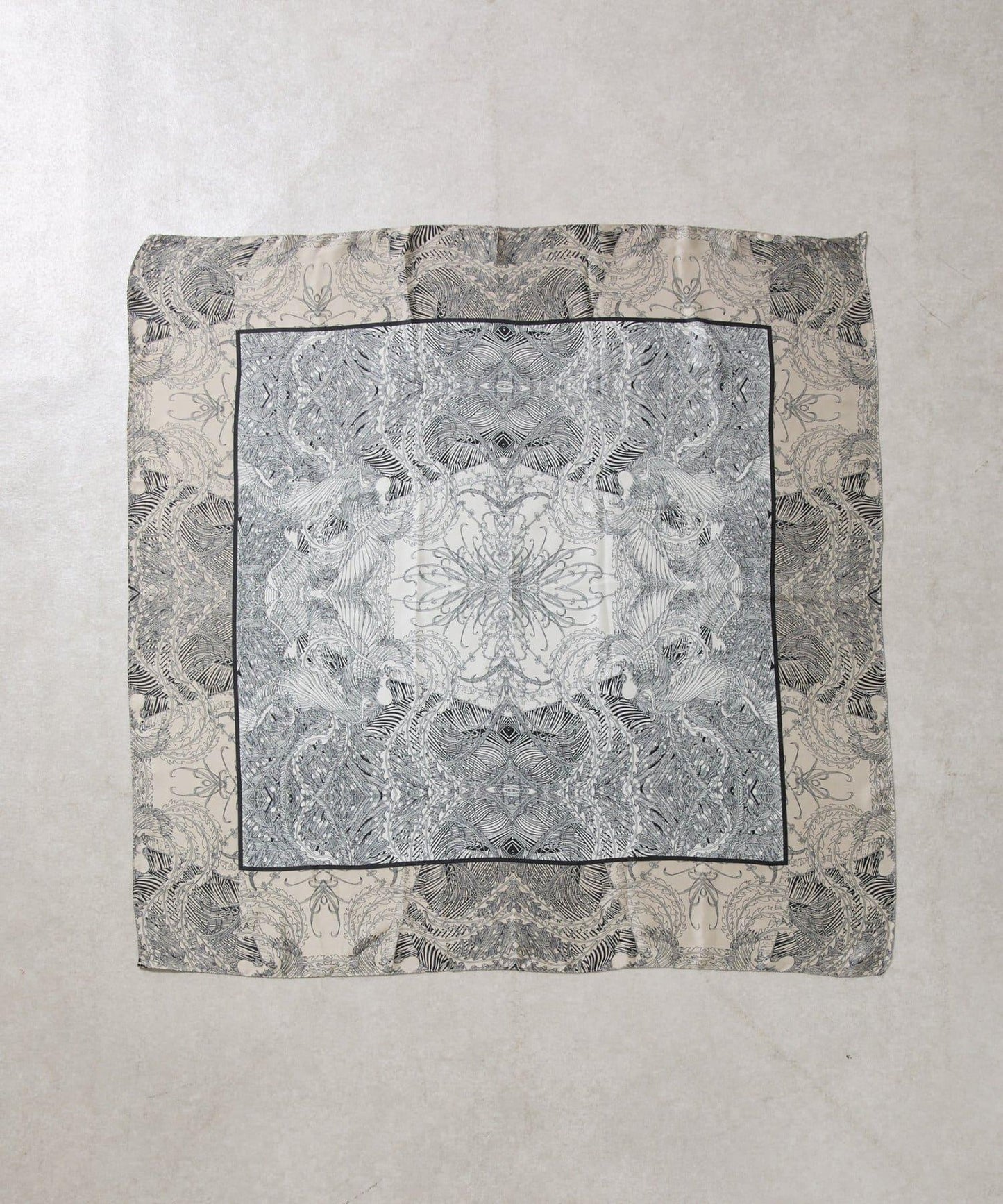 東方圖案大尺寸絲巾 90×90