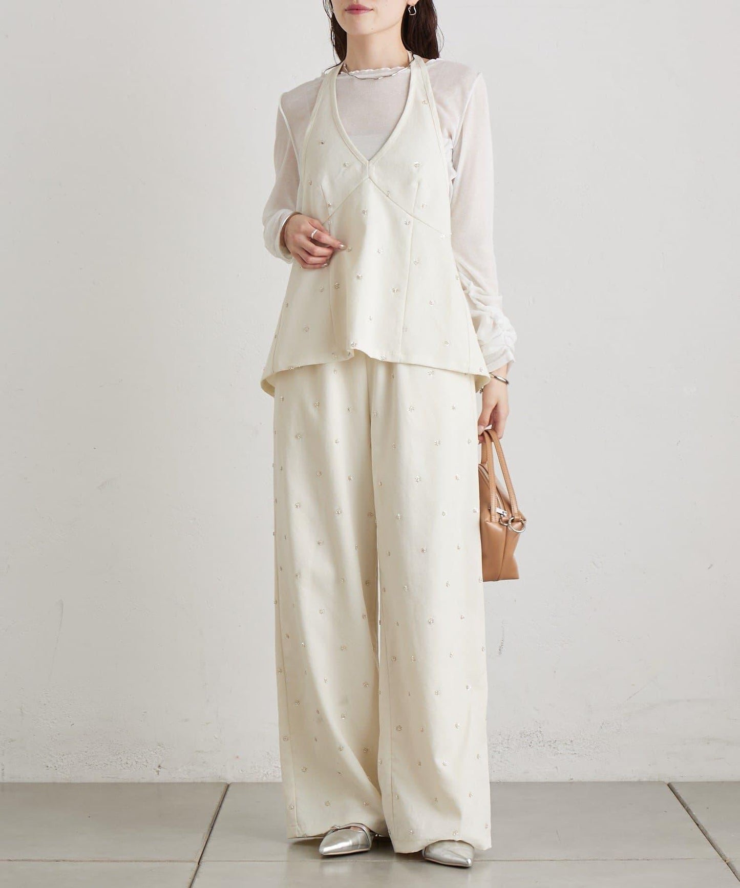 水鑽花朵掛脖束胸上衣