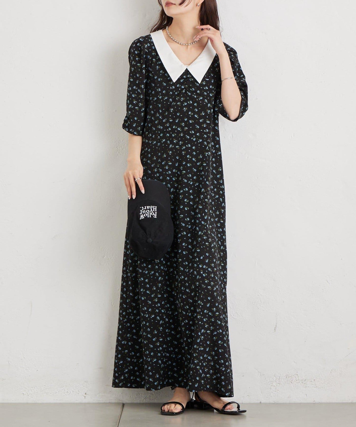 翻領花卉連衣裙