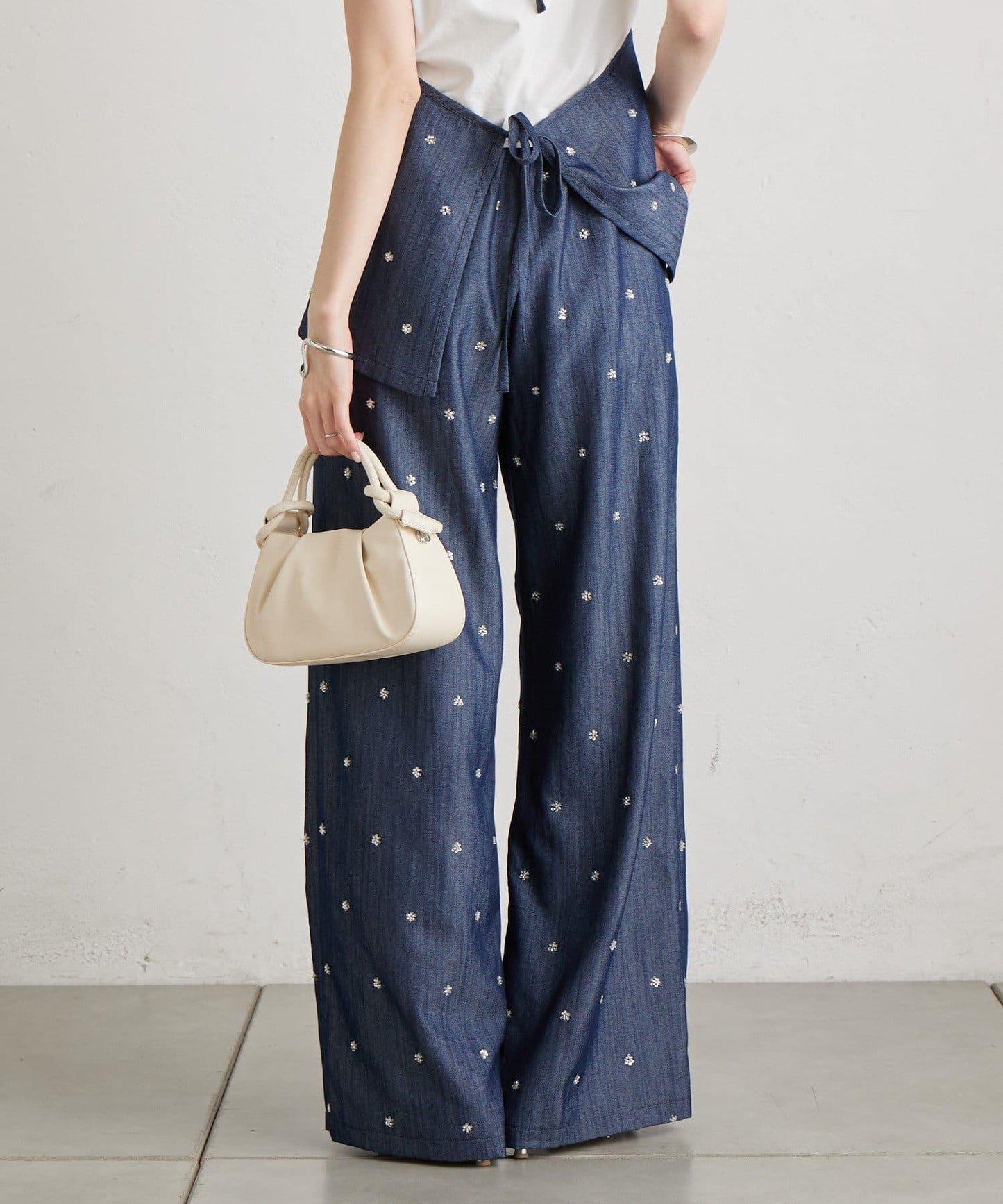 花卉圖案西裝褲