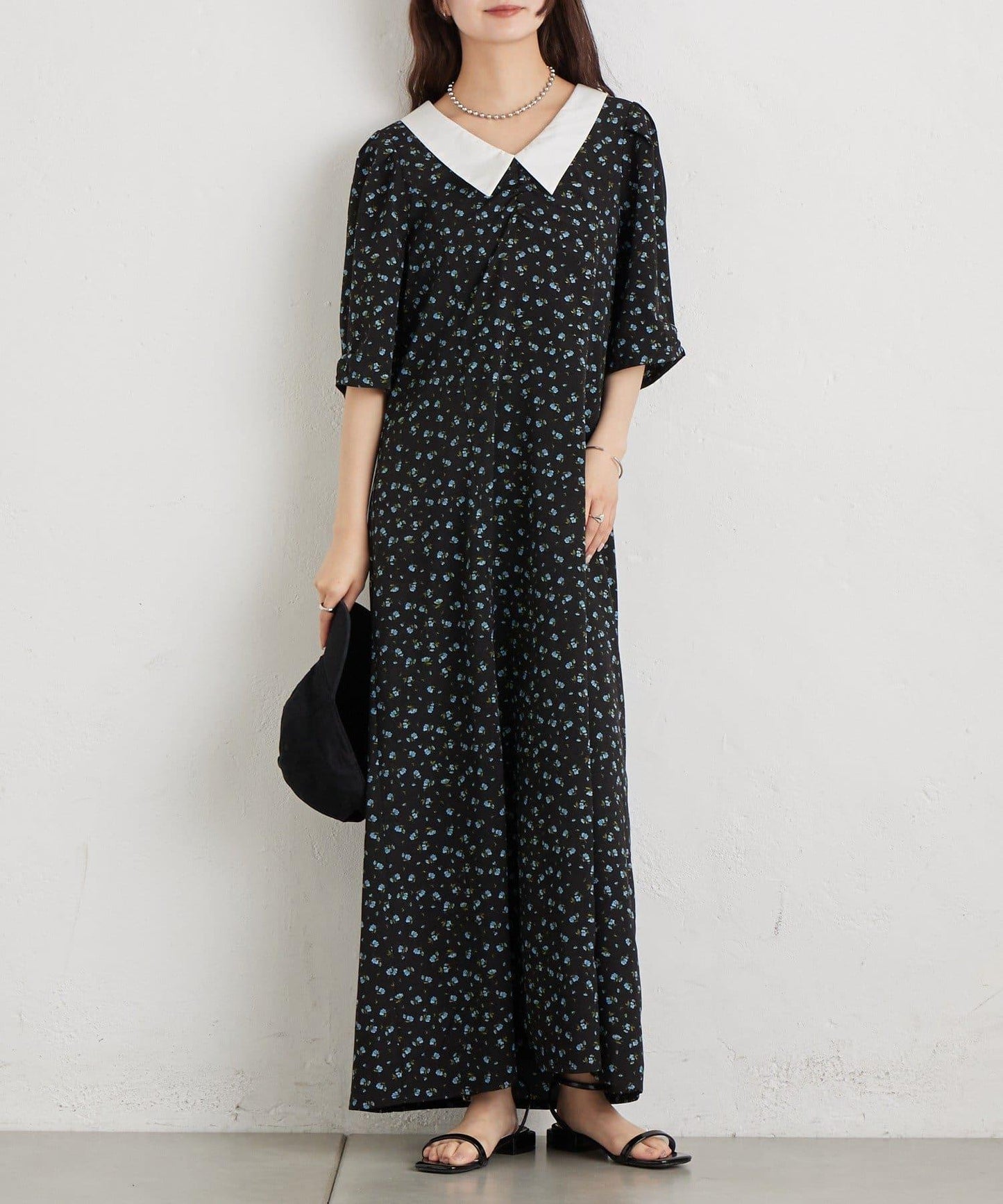 翻領花卉連衣裙