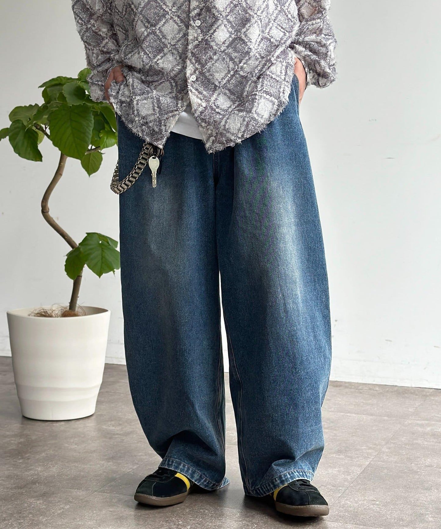 休閒彎刀帆布褲子