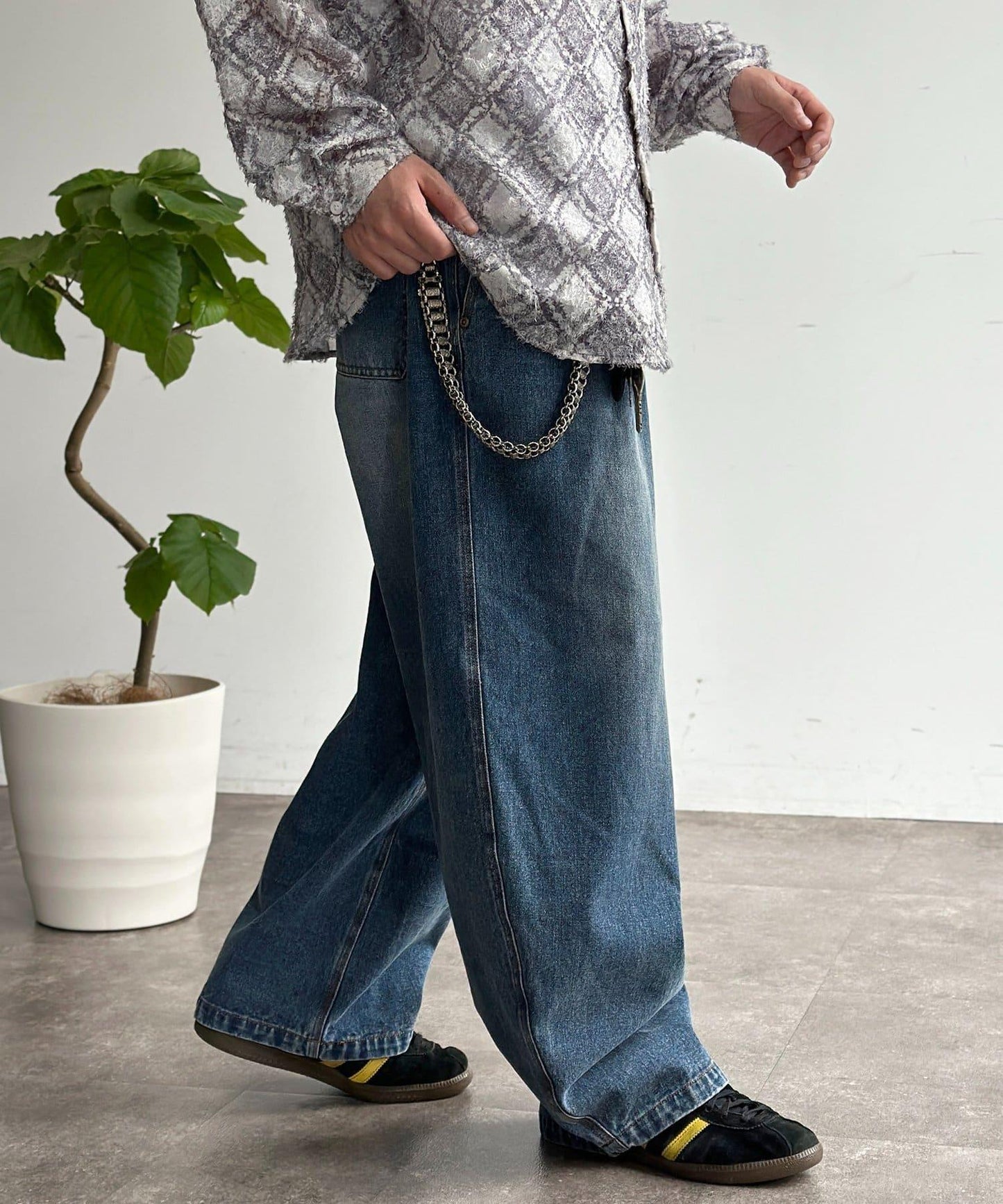 休閒彎刀帆布褲子