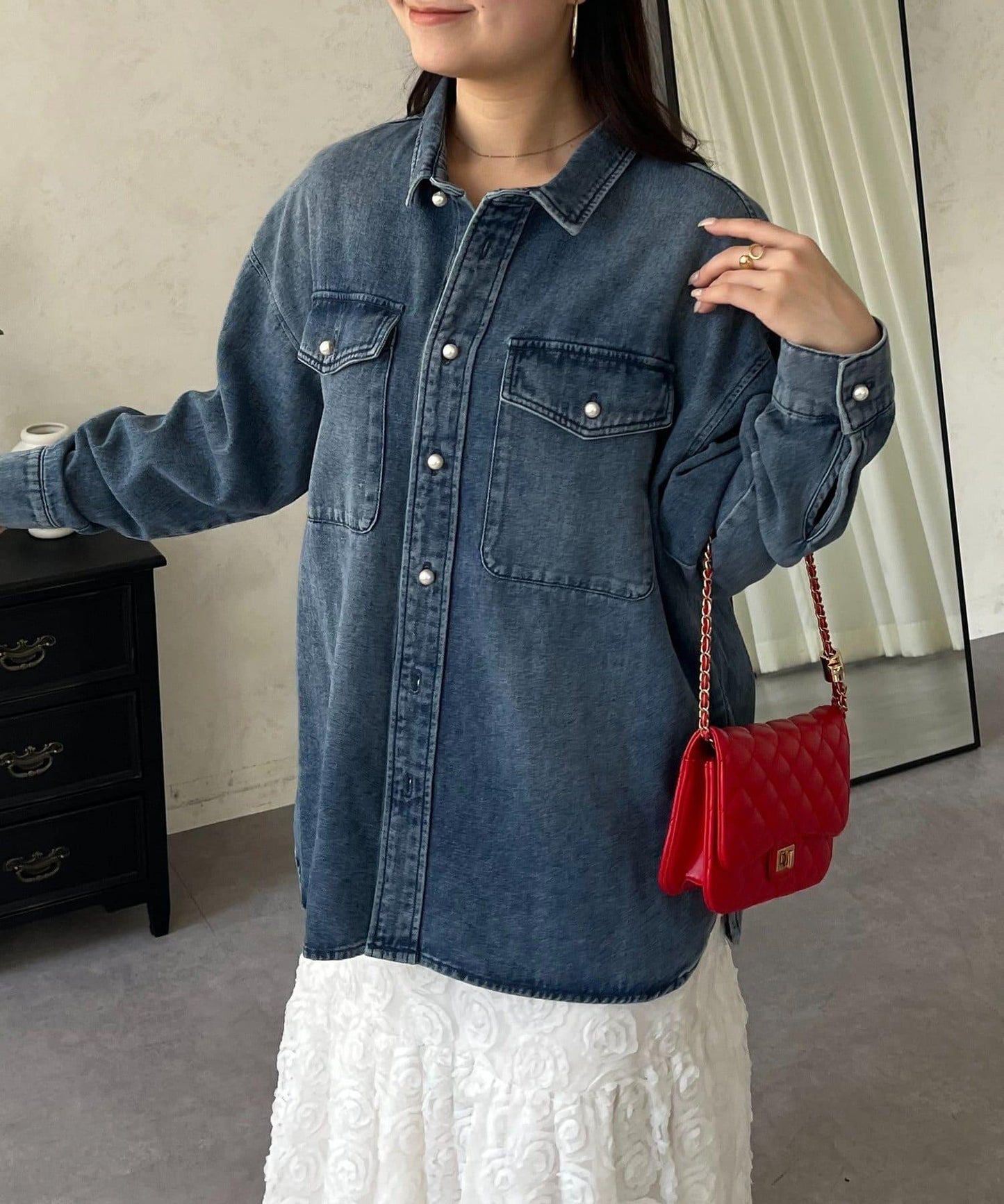 珍珠紐扣 寬鬆廓形 牛仔襯衫