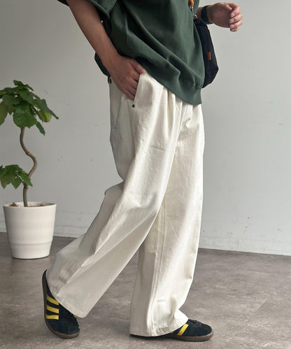 休閒彎刀帆布褲子