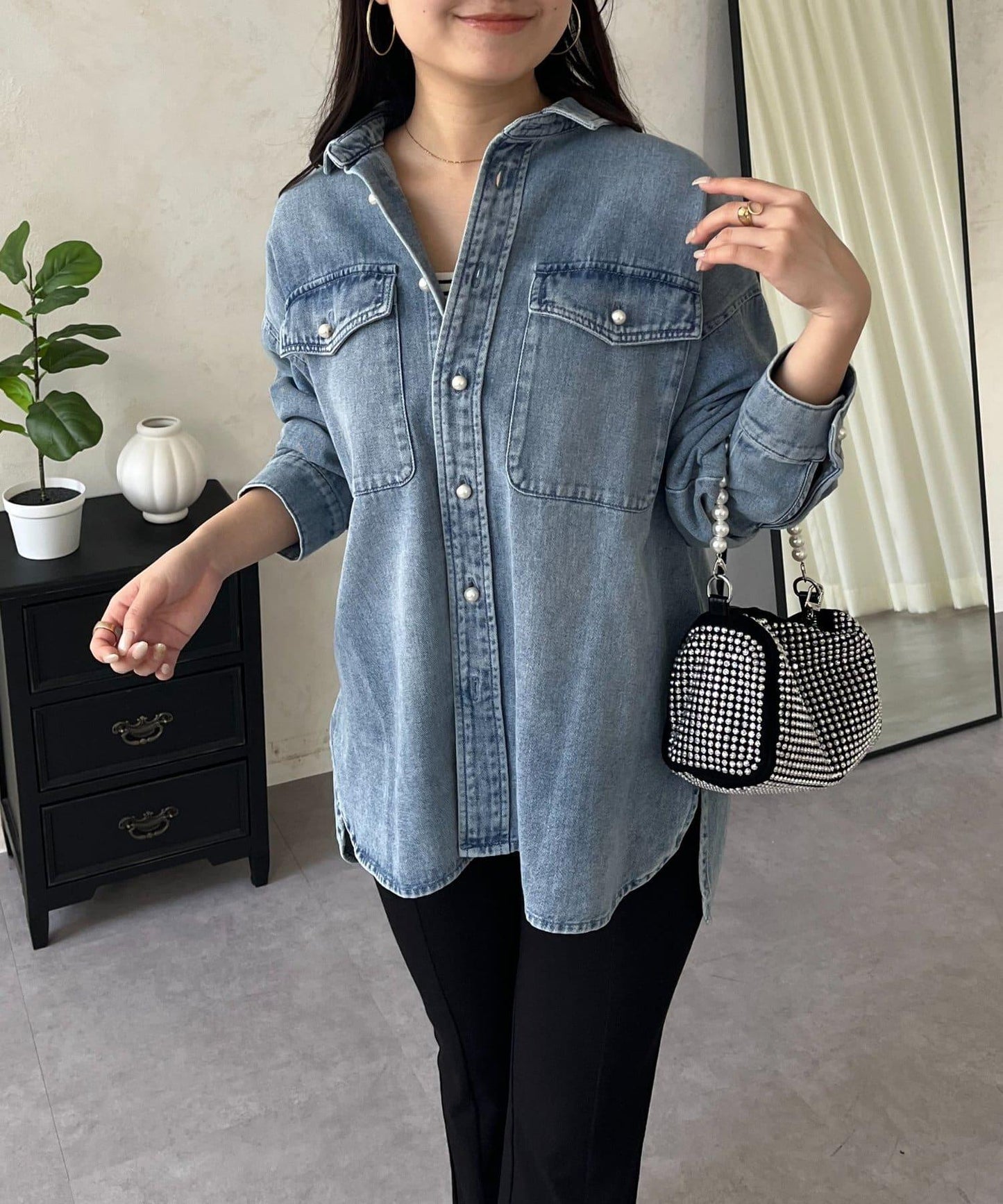 珍珠紐扣 寬鬆廓形 牛仔襯衫