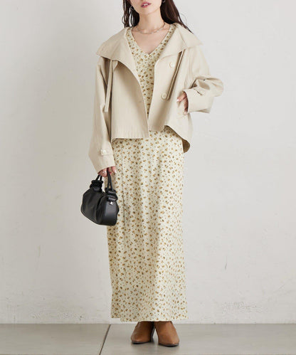 翻領花卉連衣裙