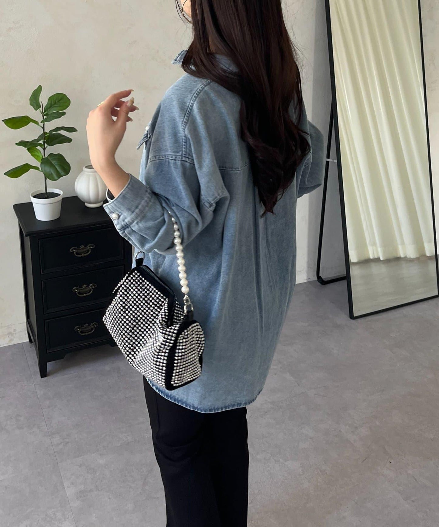 珍珠紐扣 寬鬆廓形 牛仔襯衫