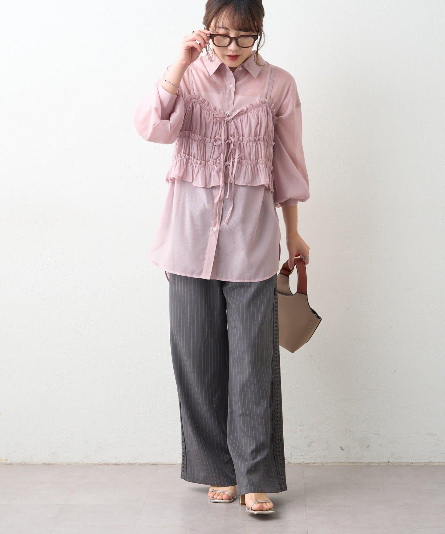 可成套搭配 側邊蕾絲 鬆緊設計 休閒褲