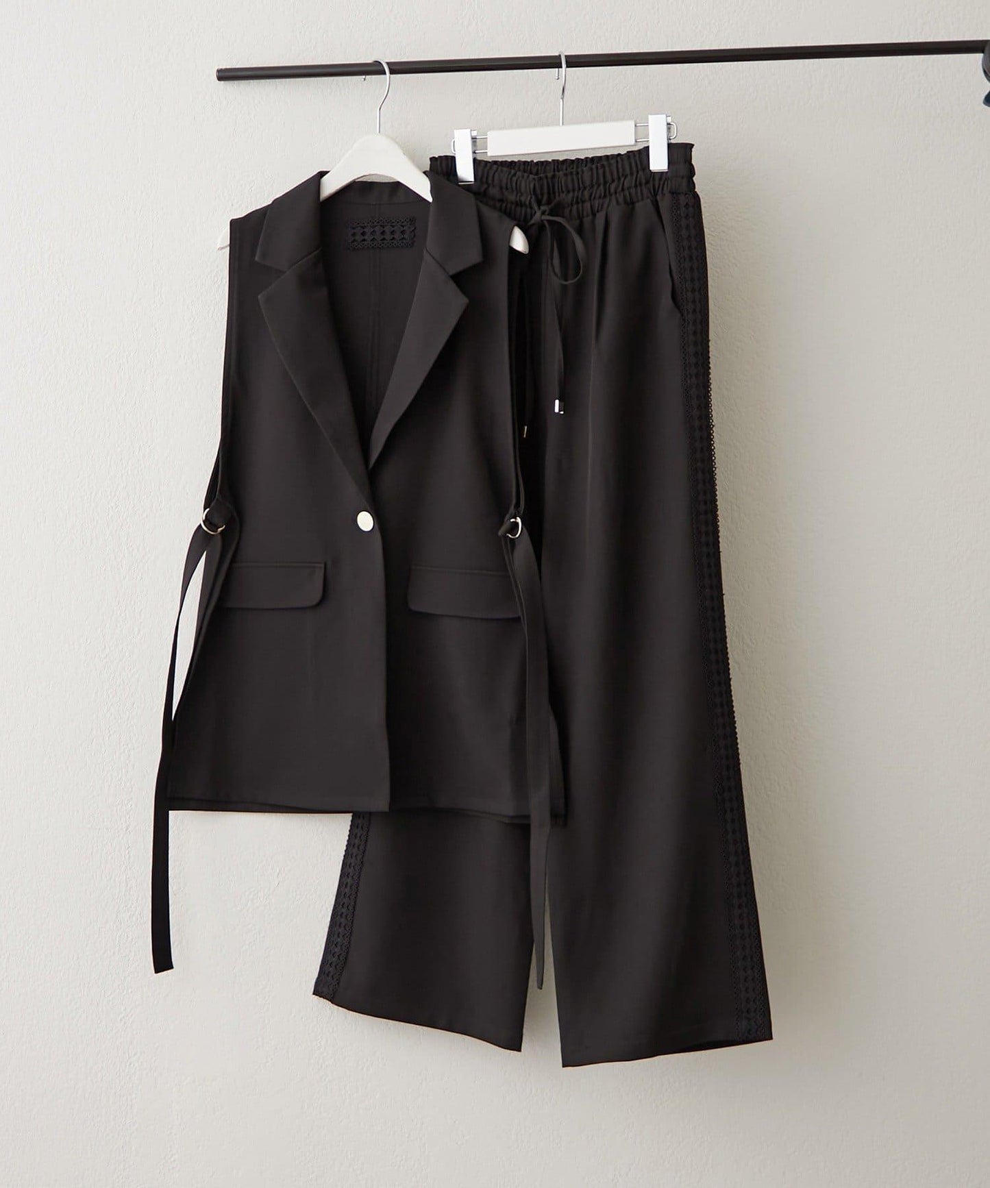 可成套搭配 D環設計 馬甲