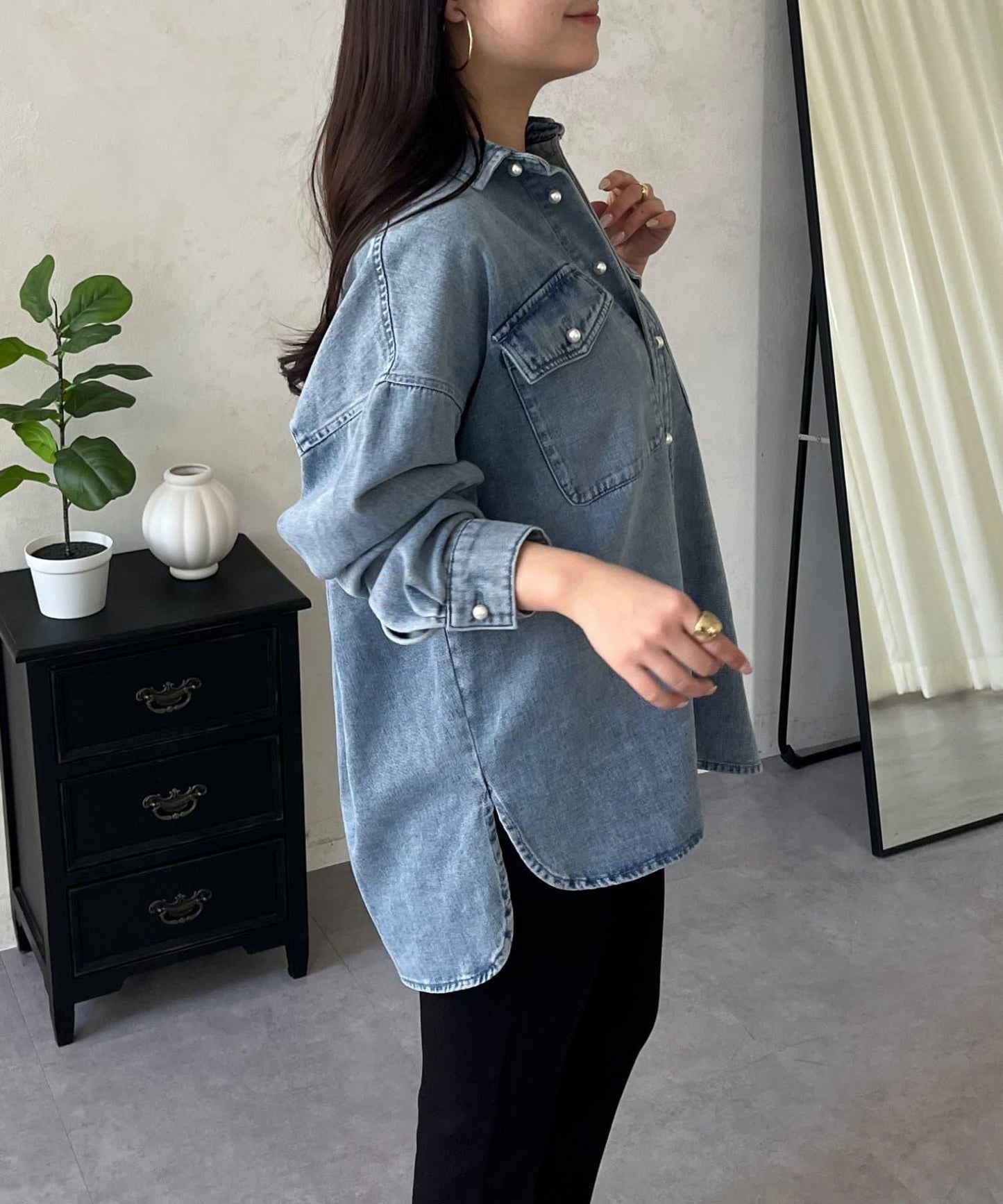 珍珠紐扣 寬鬆廓形 牛仔襯衫