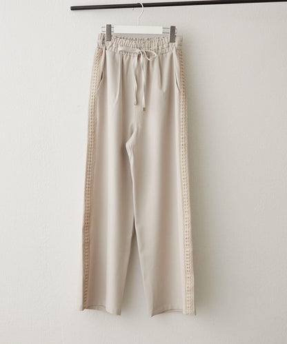 可成套搭配 側邊蕾絲 鬆緊設計 休閒褲