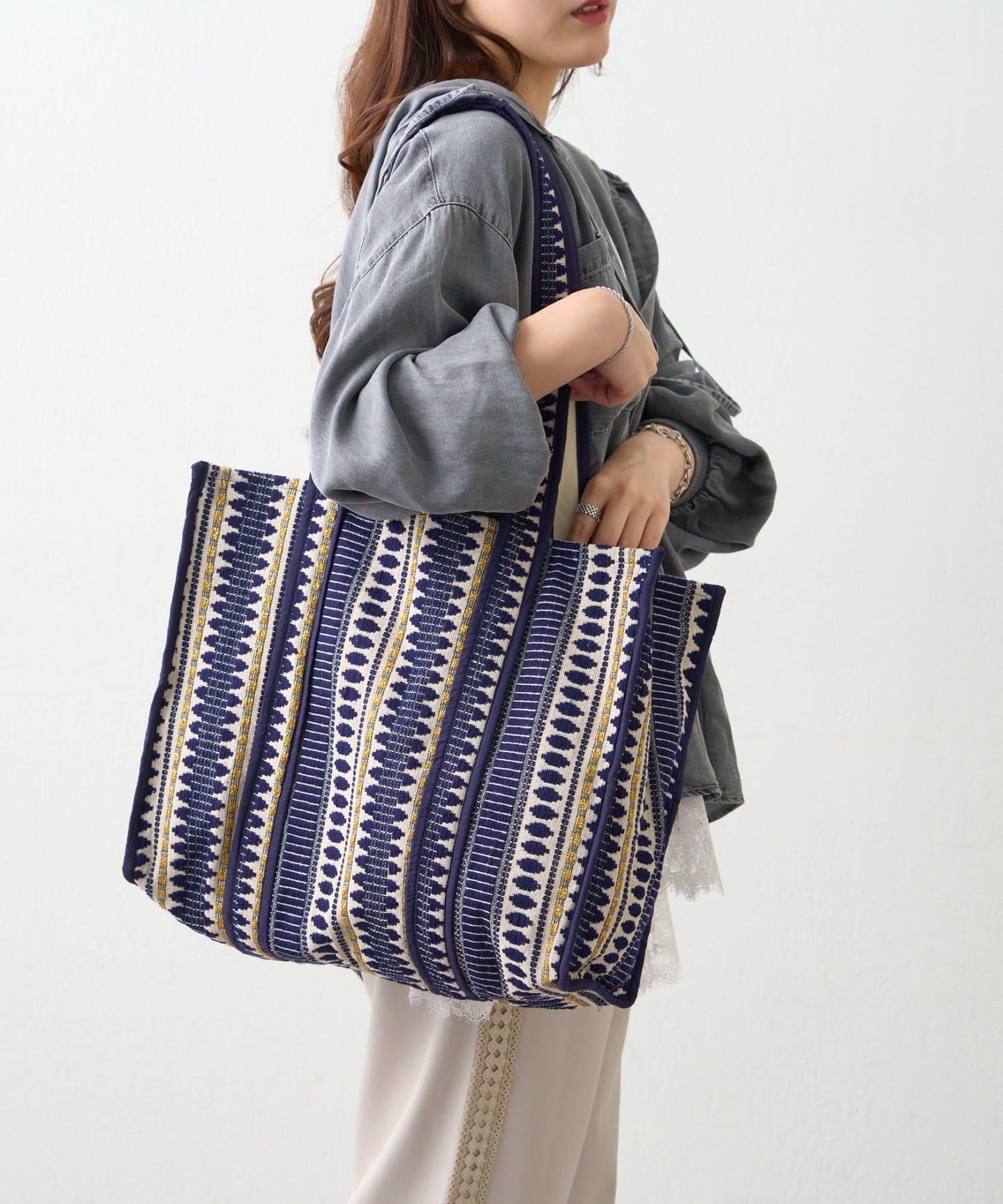 nane Insida Series 金銀絲提花托特包