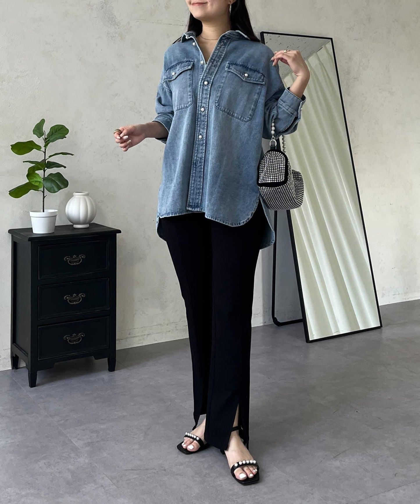 珍珠紐扣 寬鬆廓形 牛仔襯衫