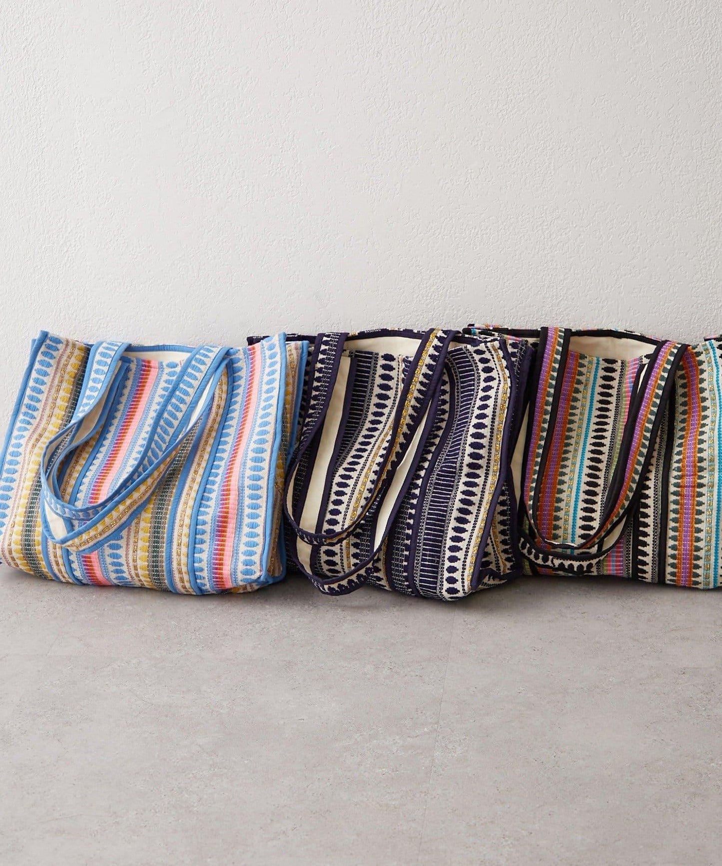 nane Insida Series 金銀絲提花托特包