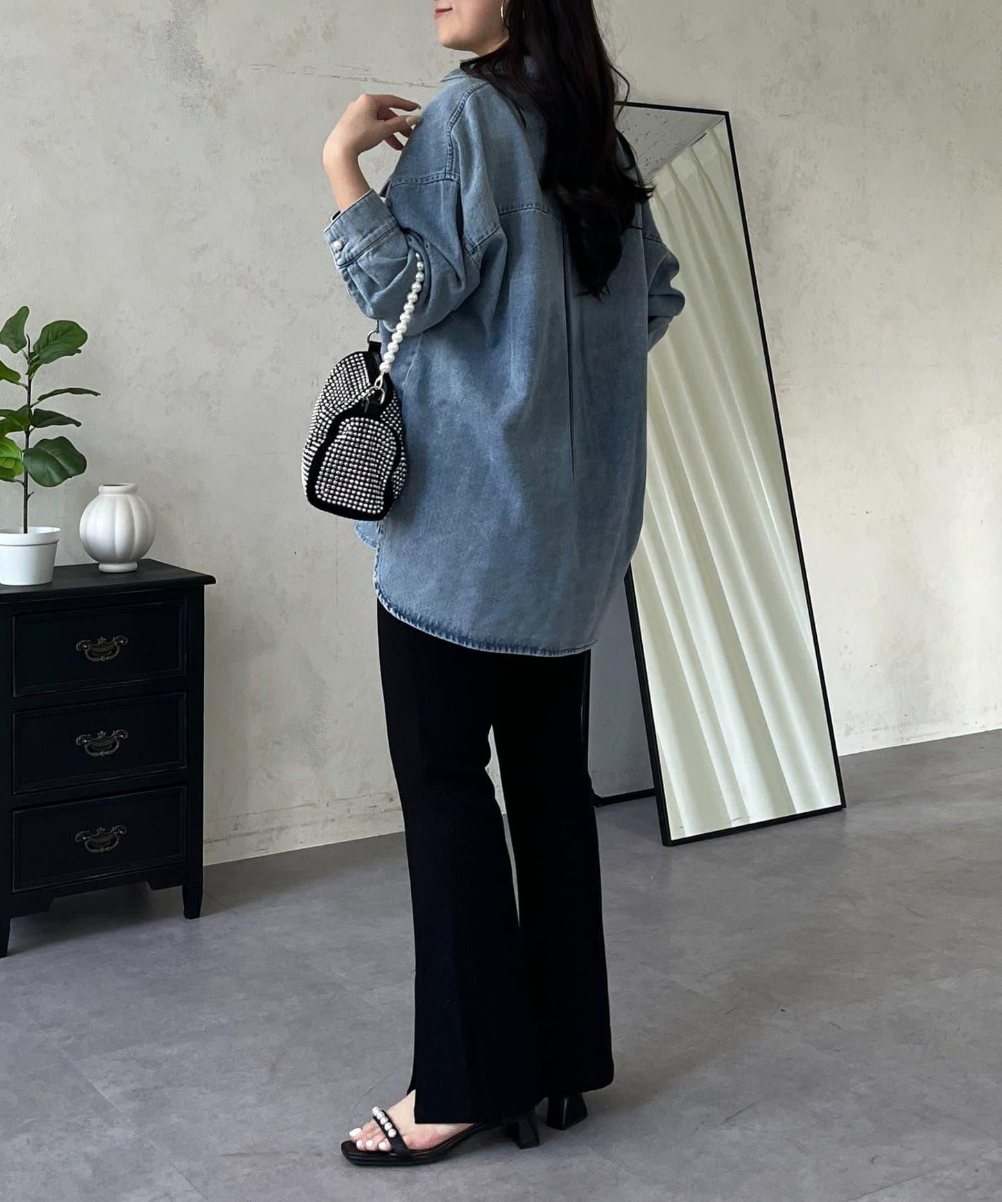 珍珠紐扣 寬鬆廓形 牛仔襯衫