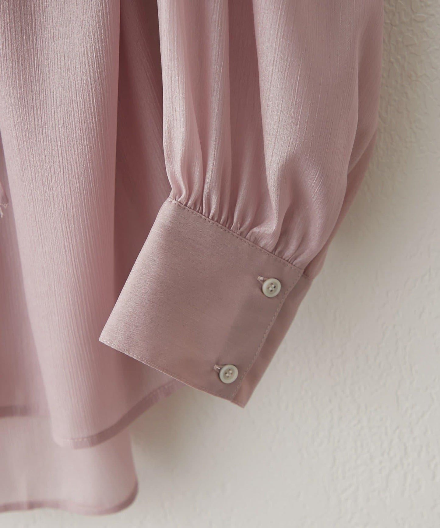 透紗亮絲 附束胸設計 襯衫上衣