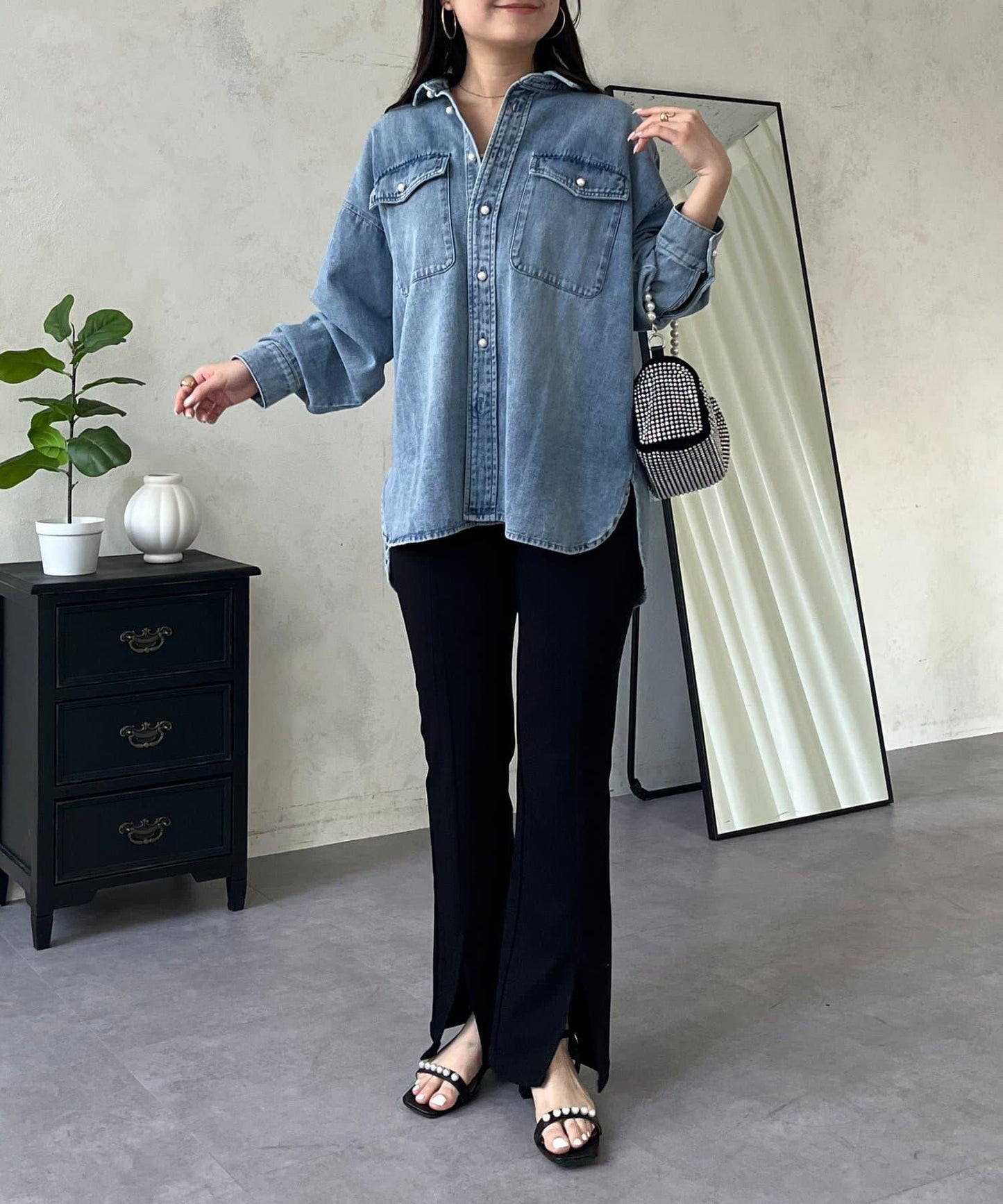 珍珠紐扣 寬鬆廓形 牛仔襯衫