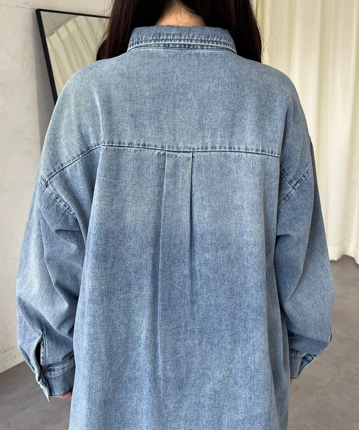 珍珠紐扣 寬鬆廓形 牛仔襯衫