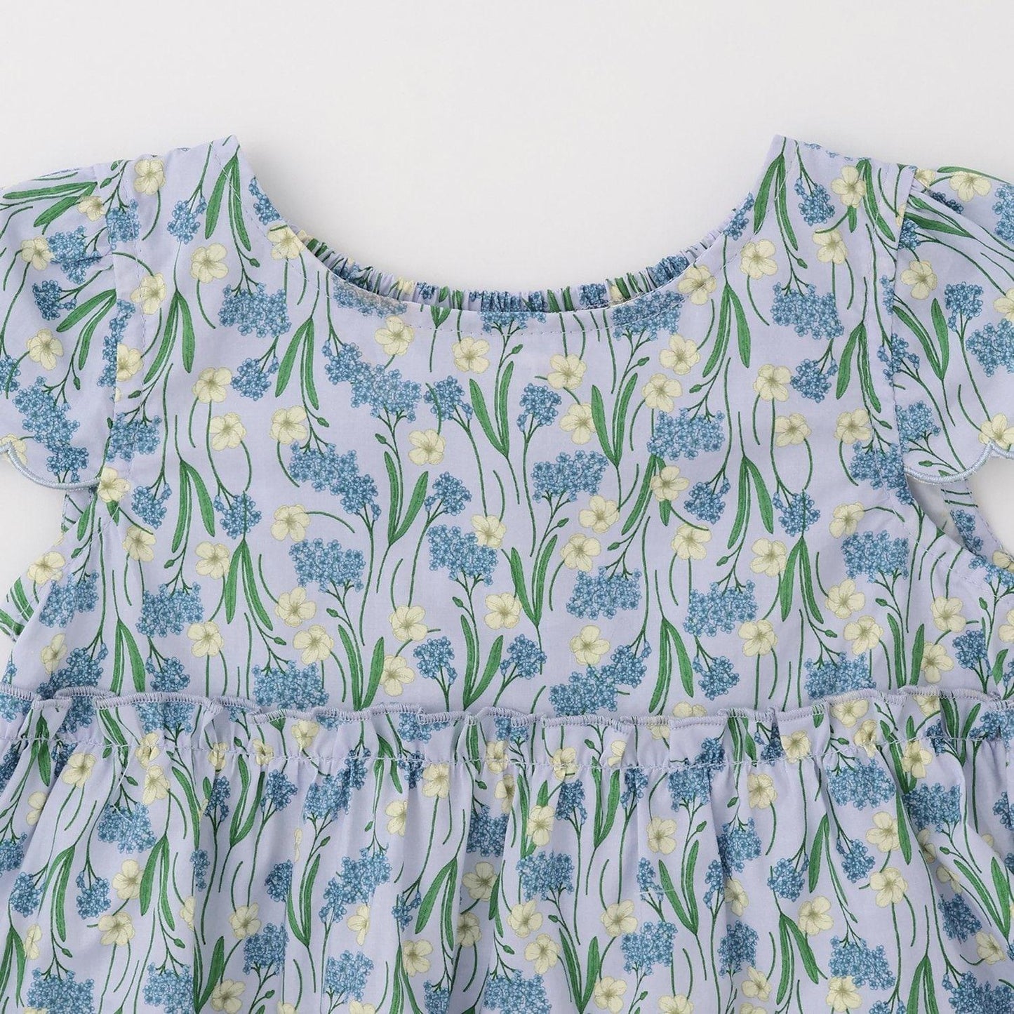 全面印花荷葉層疊上衣＋波浪邊褲裝套裝