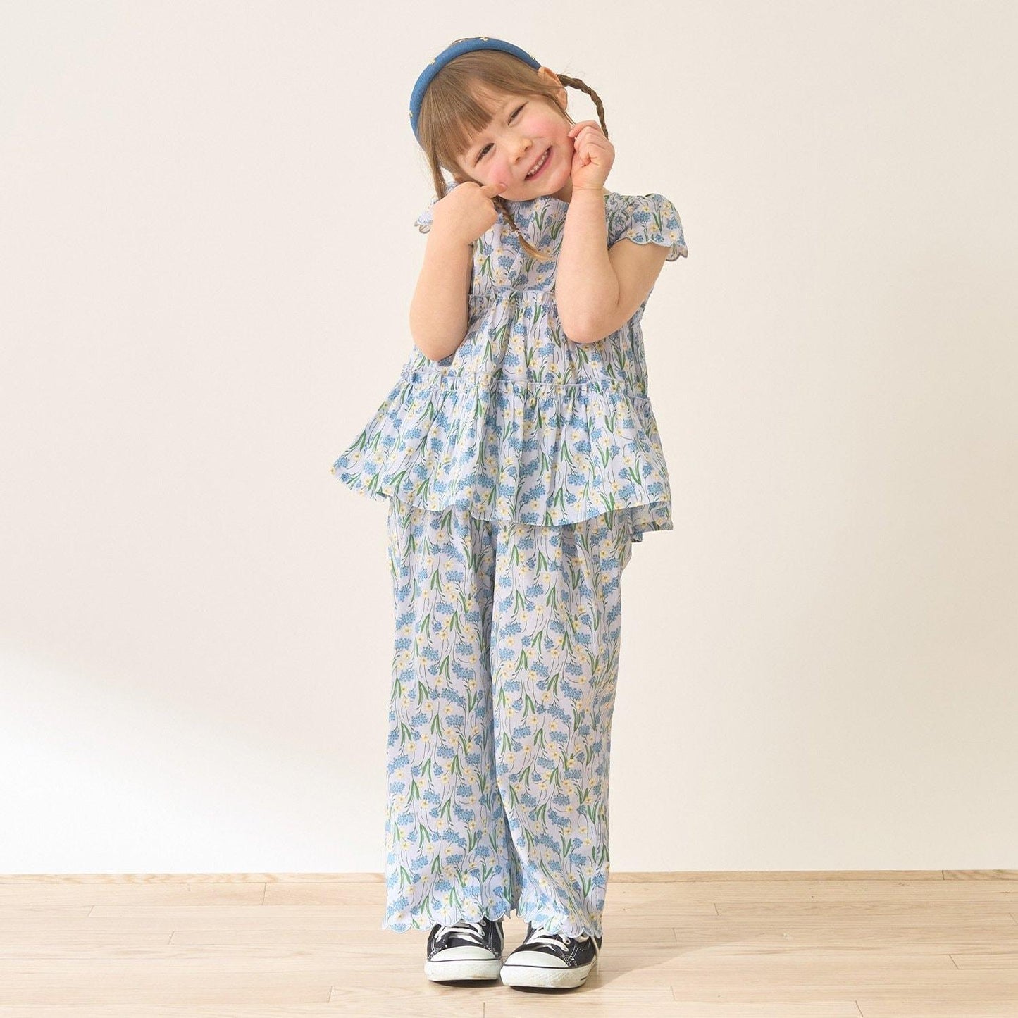 全面印花荷葉層疊上衣＋波浪邊褲裝套裝