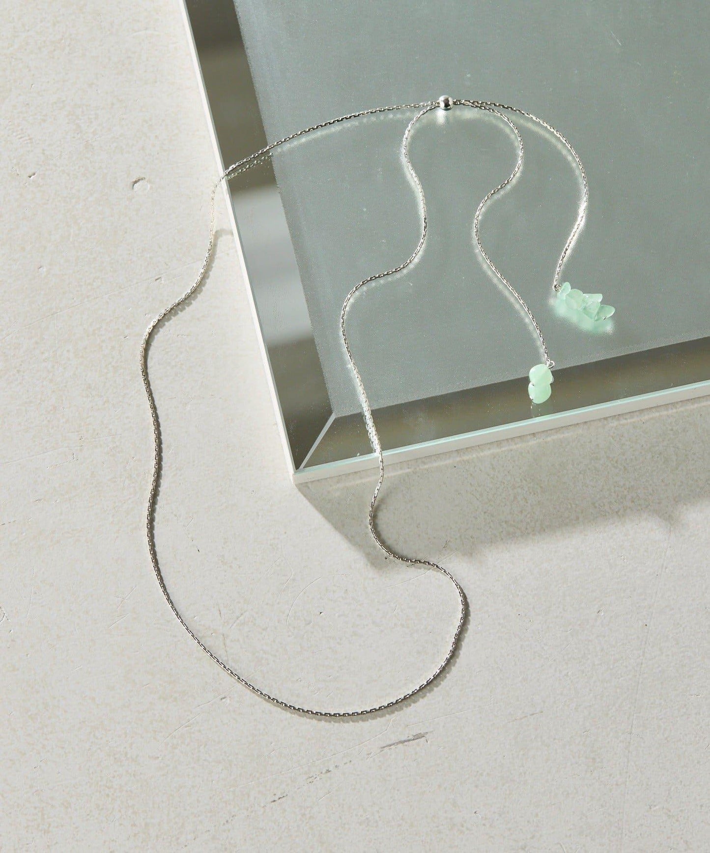 PAPILLONNER/パピヨネ 天然石Y字項鍊