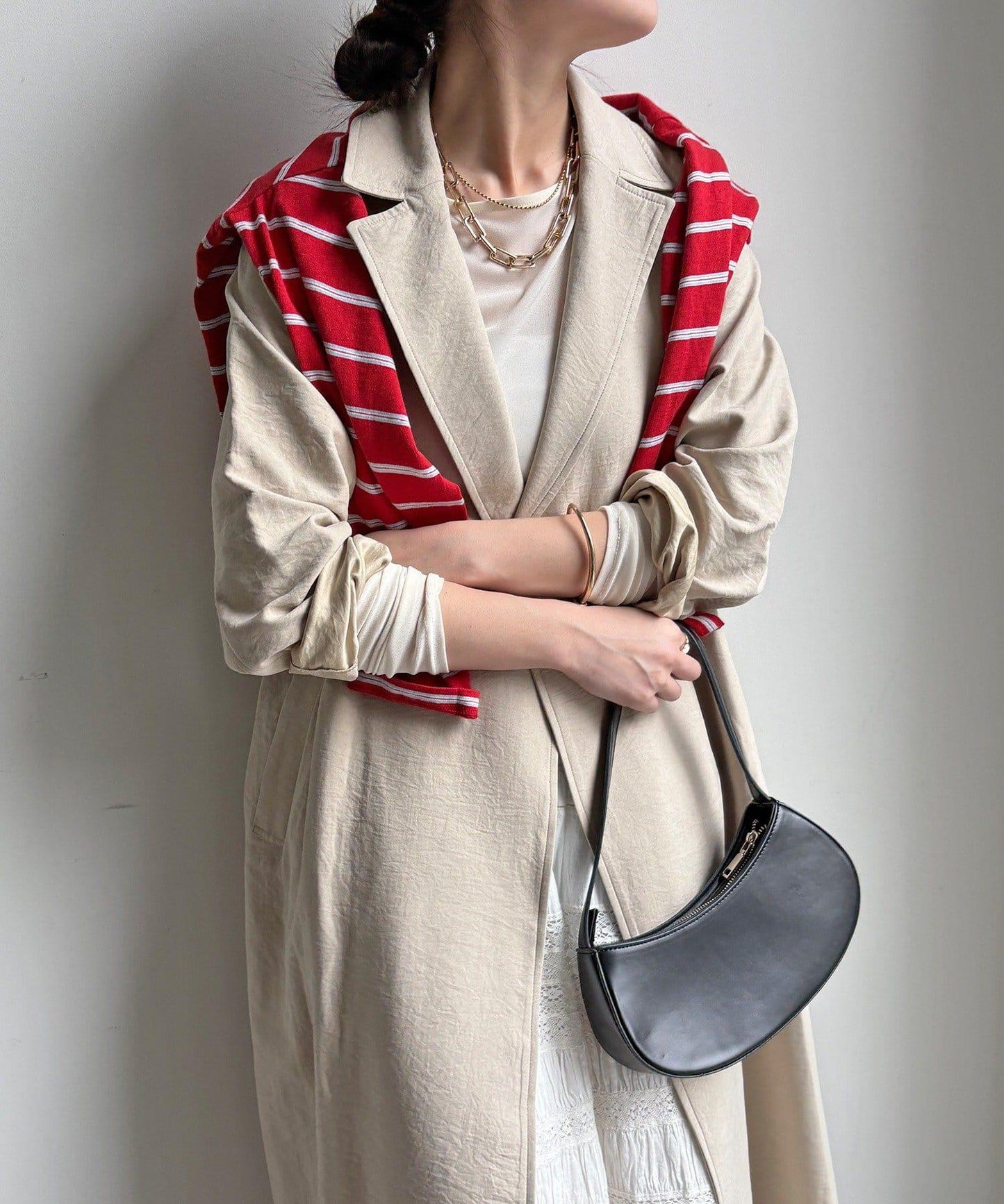 麂皮質感風衣（網絡）