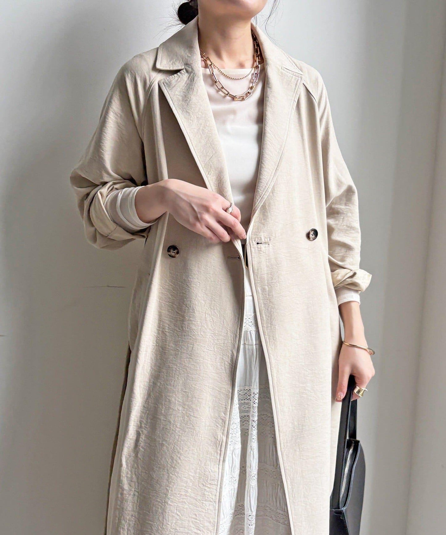 麂皮質感風衣（網絡）