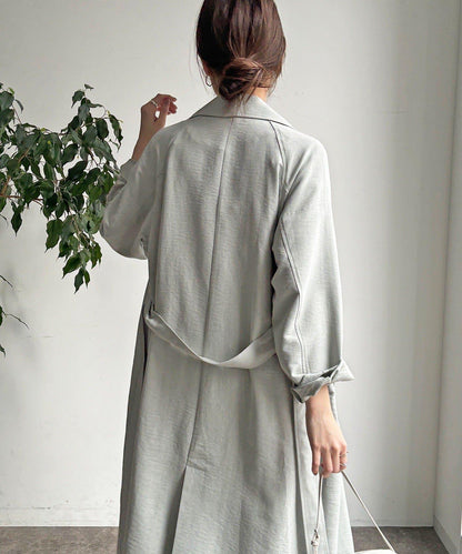 麂皮質感風衣（網絡）